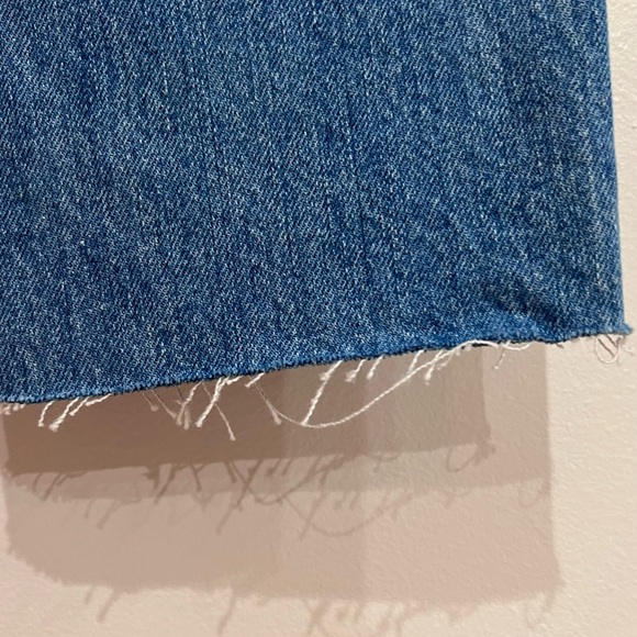 Urban Outfitters BDG NWT Slim Straight High Rise Jeans in Light Wash, Size 27 - Picture 10 of 11